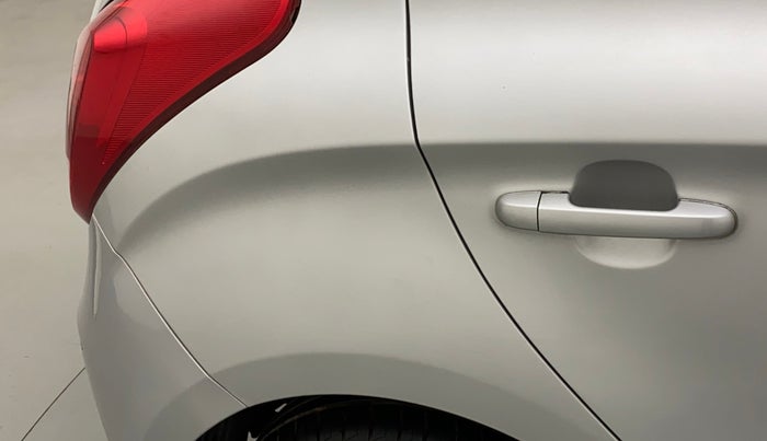 2014 Hyundai i20 SPORTZ 1.2, Petrol, Manual, 65,562 km, Right quarter panel - Paint has minor damage