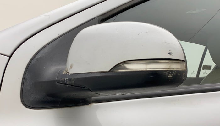 2014 Hyundai i20 SPORTZ 1.2, Petrol, Manual, 65,562 km, Left rear-view mirror - Minor scratches