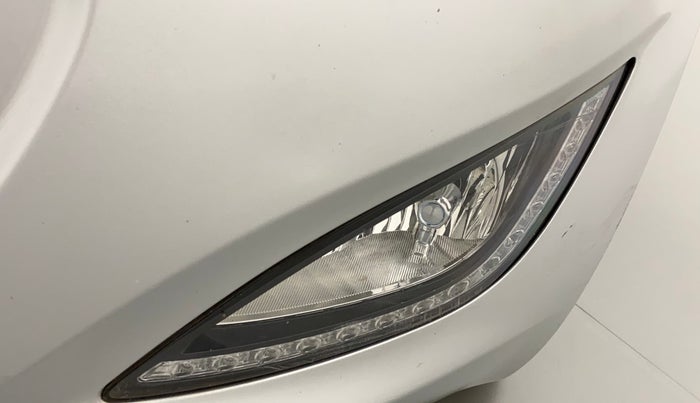 2014 Hyundai i20 SPORTZ 1.2, Petrol, Manual, 65,562 km, Left fog light - Not fixed properly