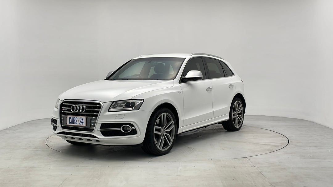 Left Front Diagonal (45- Degree) View