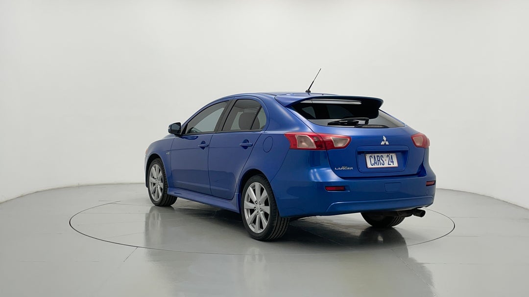 Left Back Diagonal (45- Degree) View