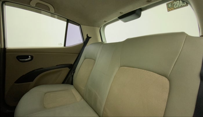 2011 Hyundai i10 MAGNA 1.2, Petrol, Manual, 82,923 km, Right Side Rear Door Cabin