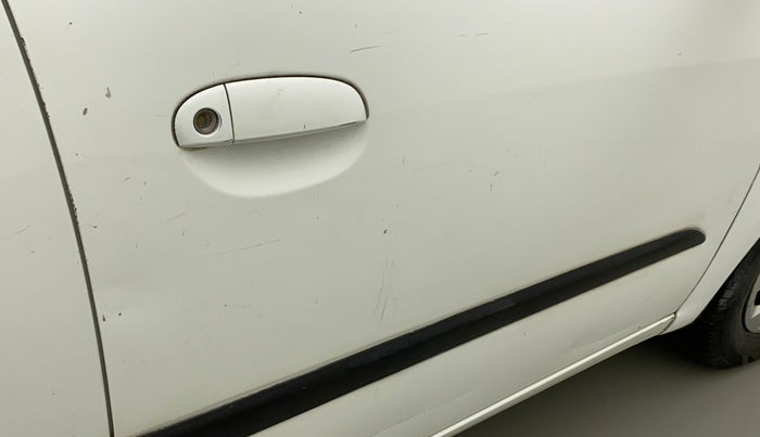 2011 Hyundai i10 MAGNA 1.2, Petrol, Manual, 82,923 km, Driver-side door - Minor scratches