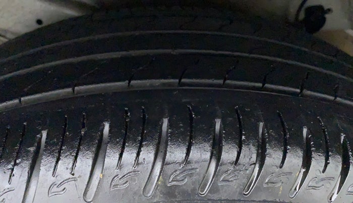 2019 Hyundai VENUE 1.0L Turbo GDI SX MT, Petrol, Manual, 22,743 km, Left Rear Tyre Tread