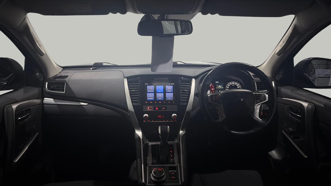 2021 Mitsubishi Pajero Sport Gls (4x4) 7 Seat, Automatic, 108327 km, Dashboard View