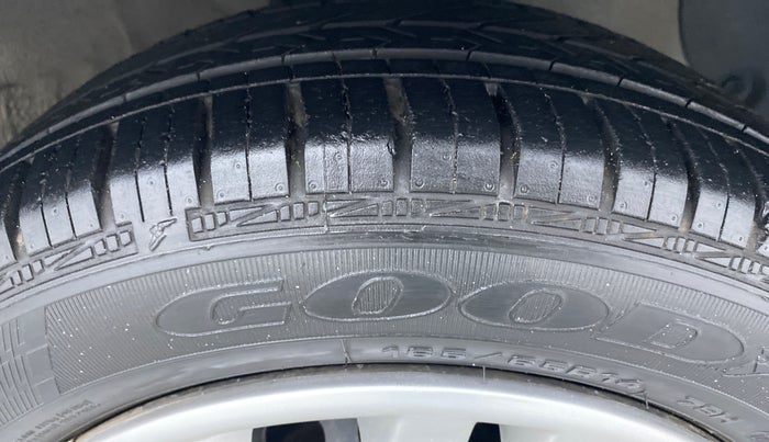 2018 Hyundai Grand i10 SPORTZ O 1.2, Petrol, Manual, 10,078 km, Right Front Tyre Tread