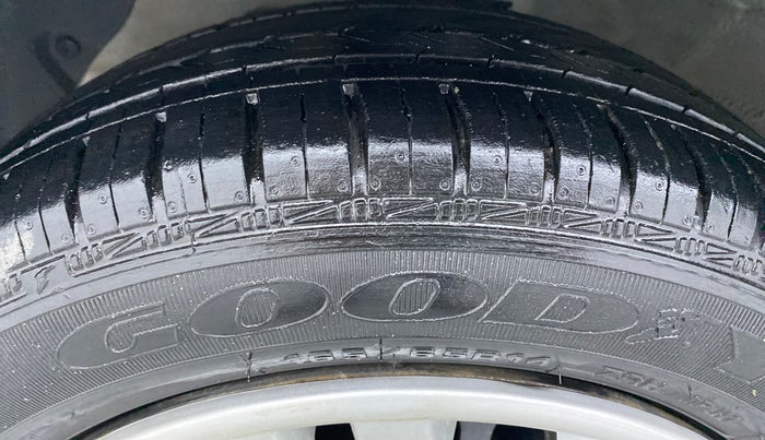 2018 Hyundai Grand i10 SPORTZ O 1.2, Petrol, Manual, 10,078 km, Left Front Tyre Tread