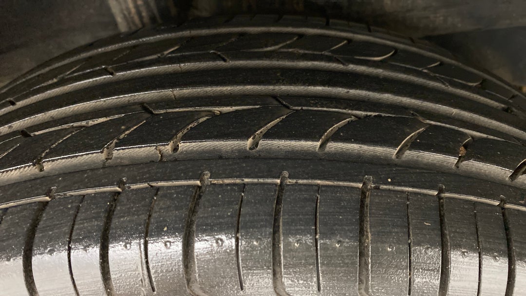 Right Rear Tyre Tread
