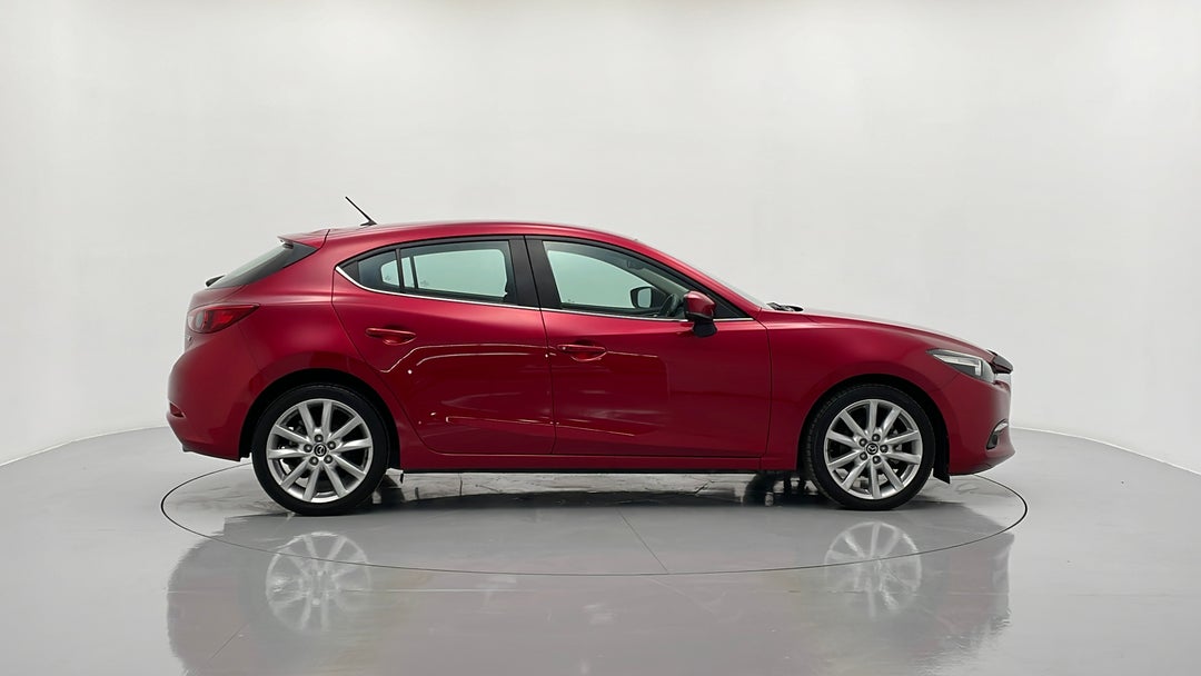 2018 Mazda Mazda3 Sp25, Automatic, 22458 km, Right Side View