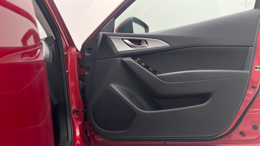 2018 Mazda Mazda3 Sp25, Automatic, 22458 km, Speaker View