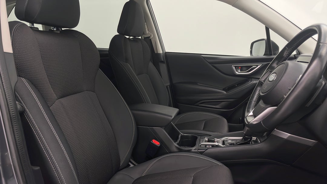 2020 Subaru Forester 2.5i (awd), Automatic, 41834 km, Right Side Front Door Cabin View