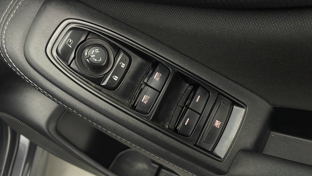 2020 Subaru Forester 2.5i (awd), Automatic, 41834 km, Drivers Side Door Panel Controls
