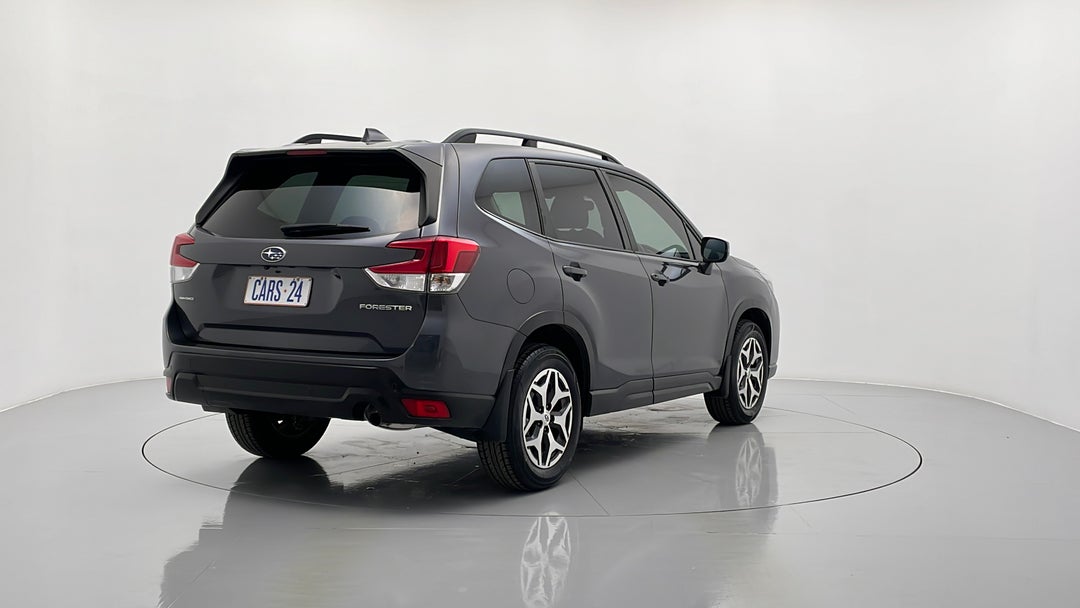 2020 Subaru Forester 2.5i (awd), Automatic, 41834 km, Right Back Diagonal (45- Degree) View