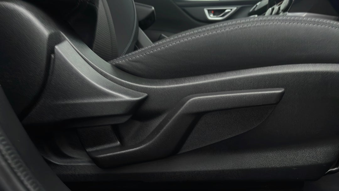 2020 Subaru Forester 2.5i (awd), Automatic, 41834 km, Drivers Side Adjustment Panel