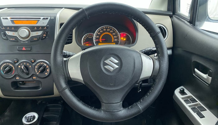 2015 Maruti Wagon R 1.0 VXI, Petrol, Manual, 57,803 km, Steering Wheel Close Up