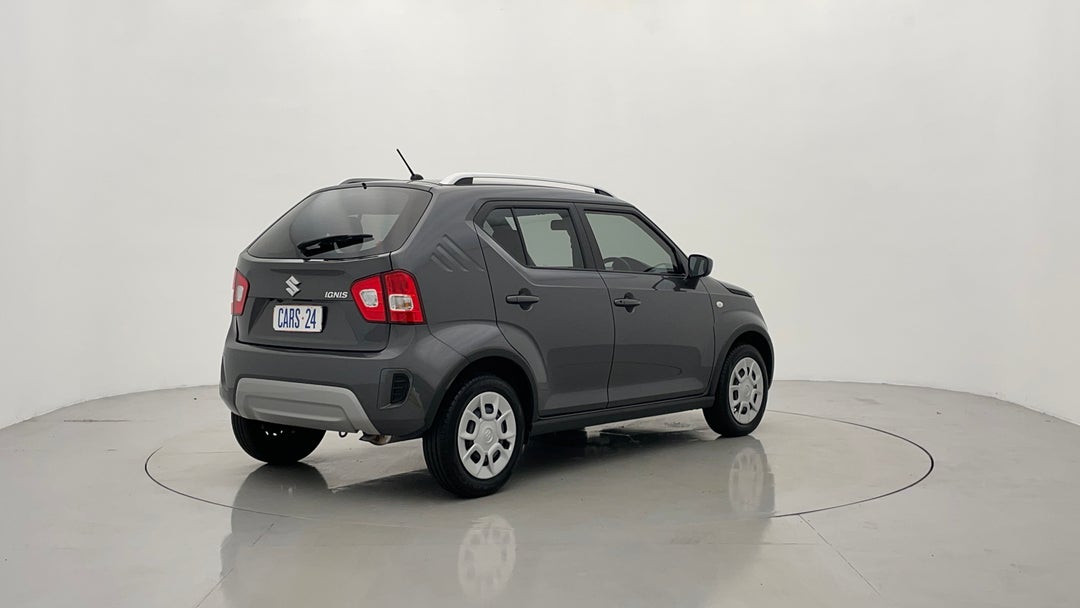 Right Back Diagonal (45- Degree) View