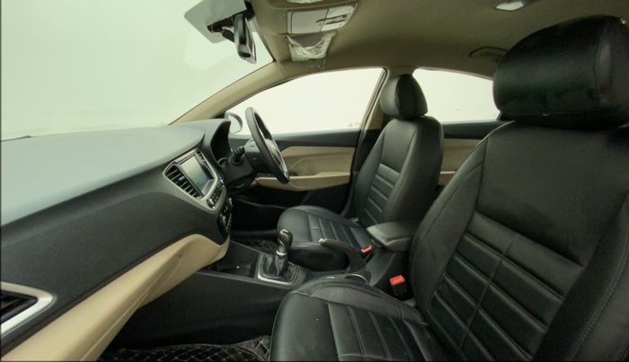 2019 Hyundai Verna 1.6 VTVT SX, Petrol, Manual, 84,648 km, Right Side Front Door Cabin