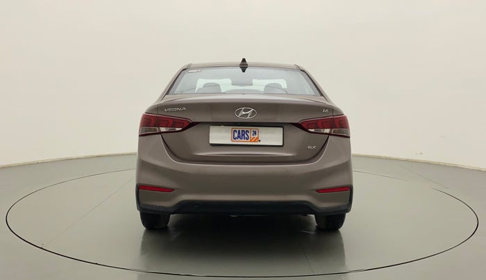 2019 Hyundai Verna 1.6 VTVT SX, Petrol, Manual, 84,648 km, Back/Rear