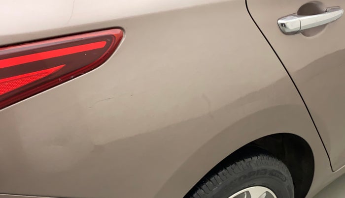 2019 Hyundai Verna 1.6 VTVT SX, Petrol, Manual, 84,648 km, Right quarter panel - Minor scratches