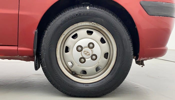 2012 Hyundai Santro Xing GL PLUS, Petrol, Manual, 94,959 km, Right Front Wheel