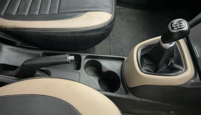 2015 Hyundai Xcent S 1.2, Petrol, Manual, 91,153 km, Gear Lever