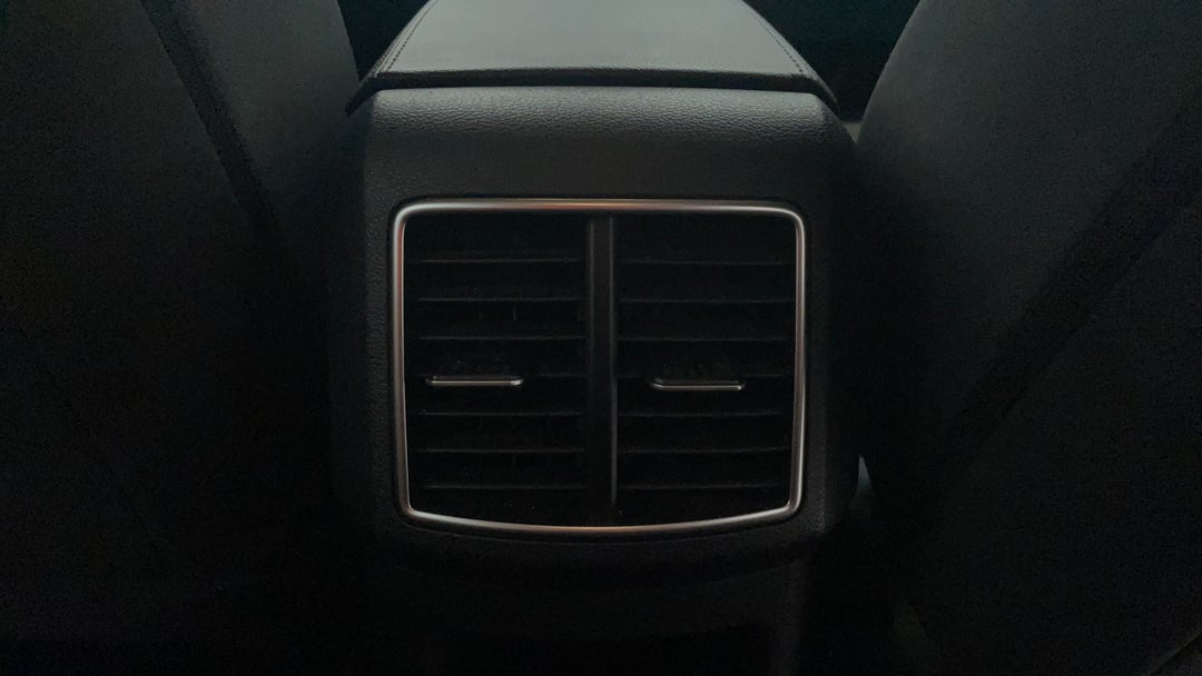 2024 Kia Sportage S (fwd), Automatic, 14477 km, Rear A/C Vent