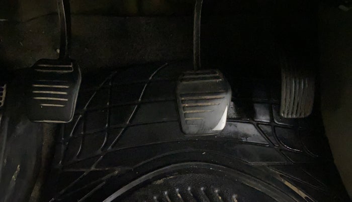 2018 Mahindra Scorpio S3 2WD, Diesel, Manual, 57,807 km, Pedals