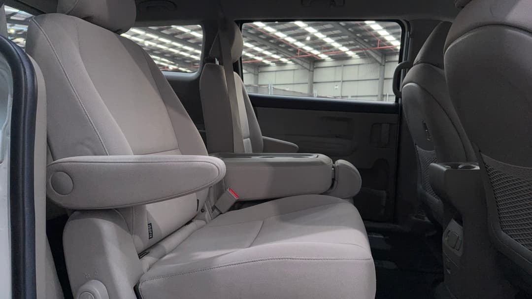 2019 Kia Carnival S, Automatic, 45561 km, Right Side Rear Door Cabin View