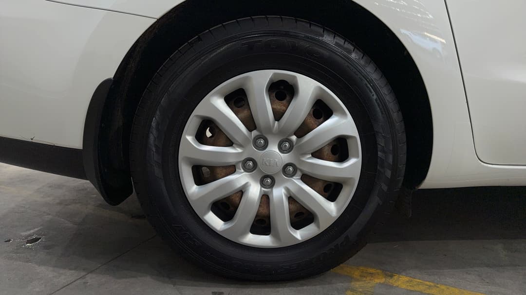 2019 Kia Carnival S, Automatic, 45561 km, Right Rear Wheel