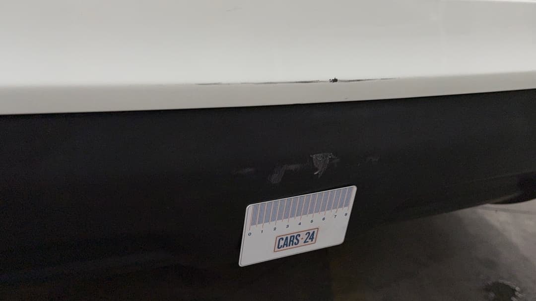 2019 Kia Carnival S, Automatic, 45561 km, Bumper Rear Scratch