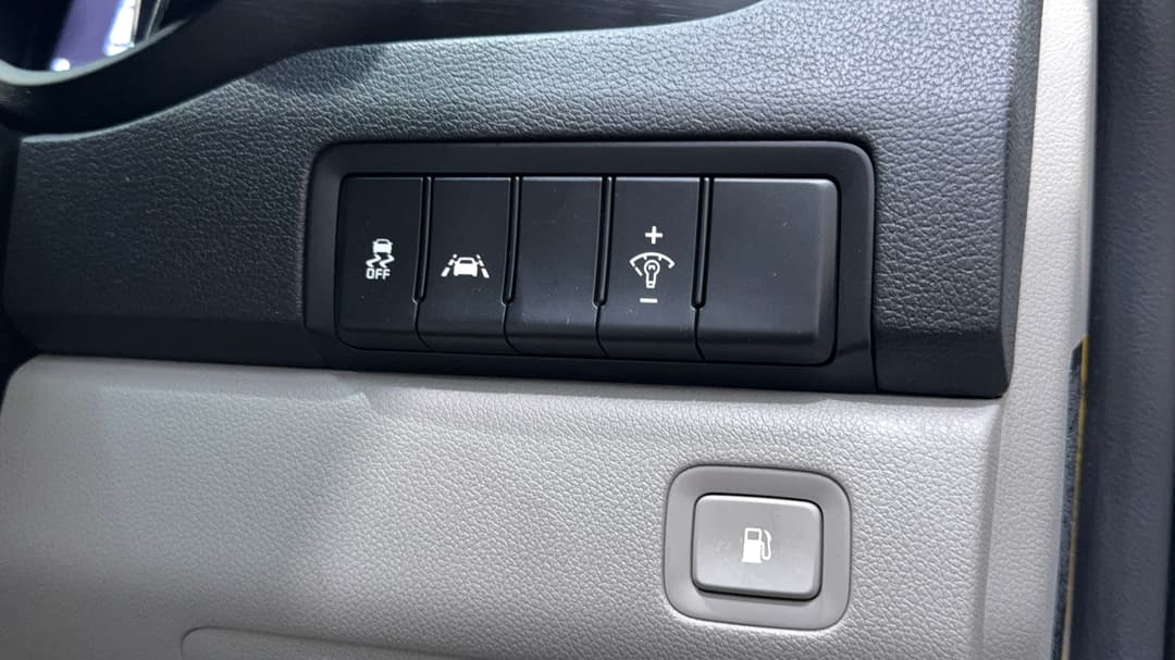 2019 Kia Carnival S, Automatic, 45561 km, Utility Switches/Buttons