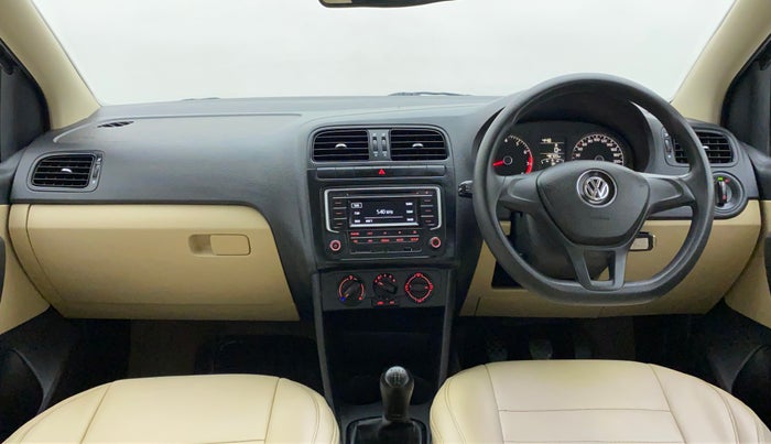 2016 Volkswagen Ameo COMFORTLINE 1.2, Petrol, Manual, 48,779 km, Dashboard