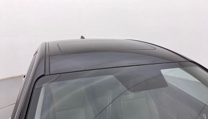 2018 Hyundai Verna 1.6 SX (O) CRDI MT, Diesel, Manual, 83,383 km, Roof