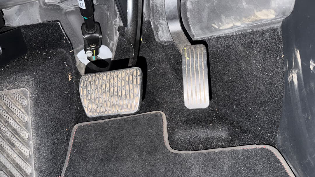 2023 MG Mg5 Essence, Automatic, 25887 km, Pedals and Footmat