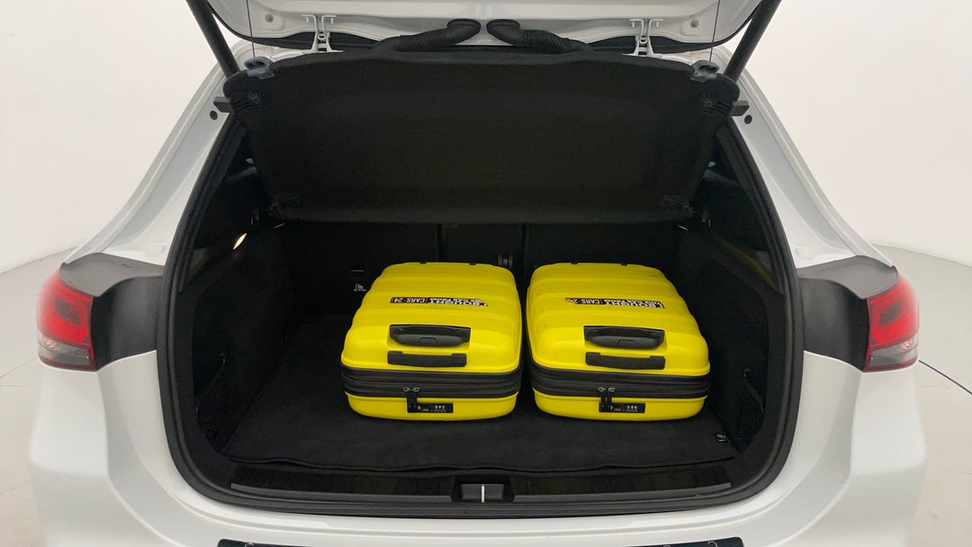 2021 Mercedes-benz Eqa 250, Automatic, 37783 km, Boot Inside View with Luggage