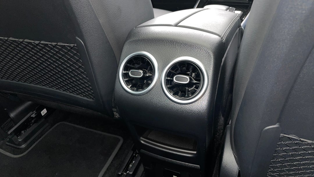 2021 Mercedes-benz Eqa 250, Automatic, 37783 km, Rear A/C Vent