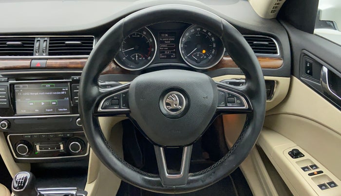 2015 Skoda Superb ELEGANCE 1.8 TSI MT, Petrol, Manual, 54,465 km, Steering Wheel Close Up