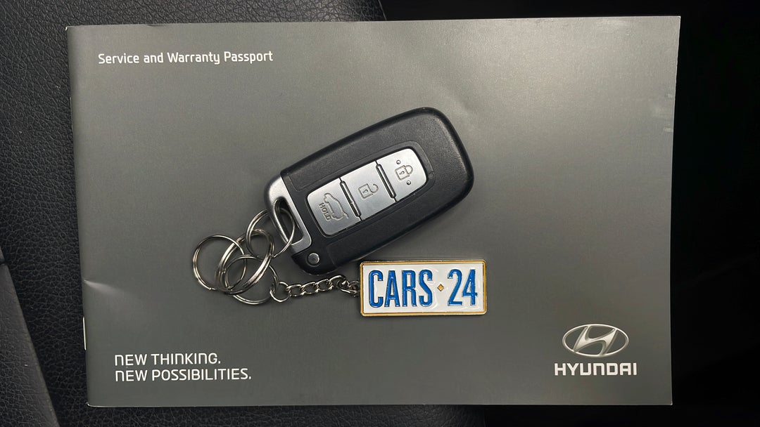 2016 Hyundai Veloster Veloster, Automatic, 58250 km, Key Close-up