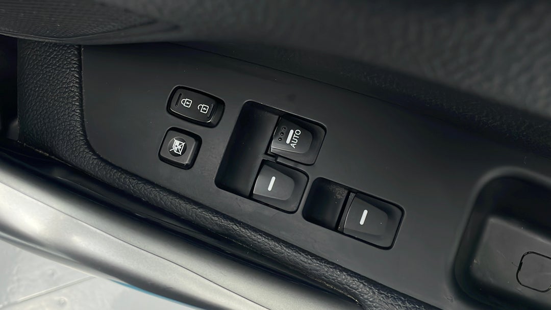 2016 Hyundai Veloster Veloster, Automatic, 58250 km, Drivers Side Door Panel Controls