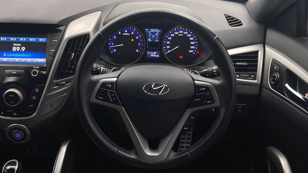 2016 Hyundai Veloster Veloster, Automatic, 58250 km, Steering Wheel Close-up