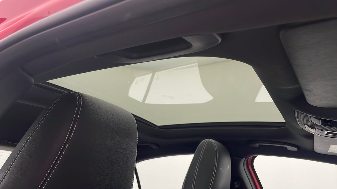Interior Sunroof/Moonroof
