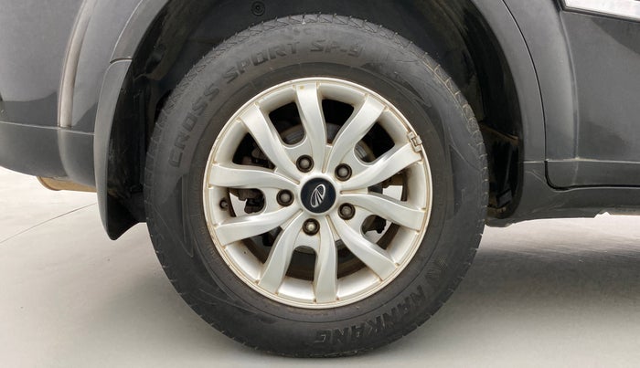 2015 Mahindra XUV500 W10 FWD, Diesel, Manual, 86,946 km, Right Rear Wheel