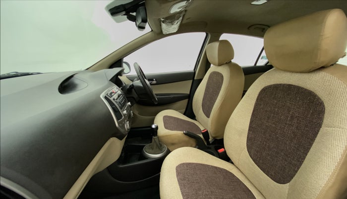 2012 Hyundai i20 SPORTZ 1.2, Petrol, Manual, 49,836 km, Right Side Front Door Cabin