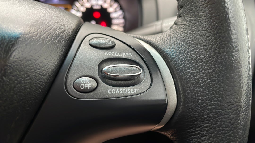 2016 Nissan Pathfinder St (4x2), Automatic, 111093 km, Cruise Control