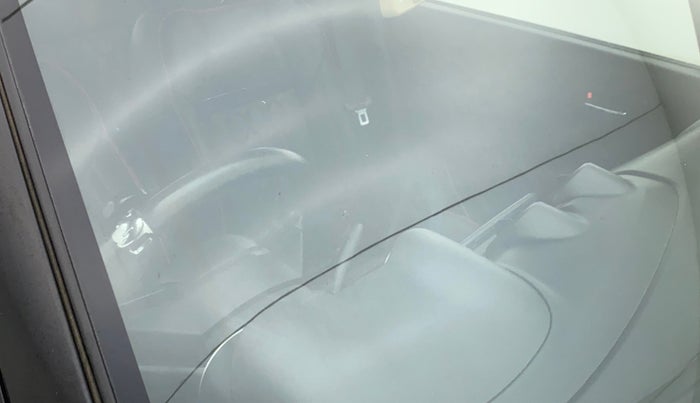 2018 Maruti Swift VXI AMT, Petrol, Automatic, 47,504 km, Front windshield - Minor spot on windshield
