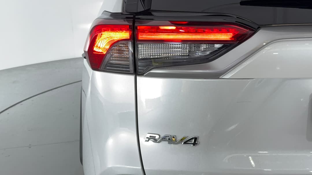 2024 Toyota RAV4 Cruiser (AWD) Hybrid, Automatic, 35088 km, Badge (Boot Left Side)