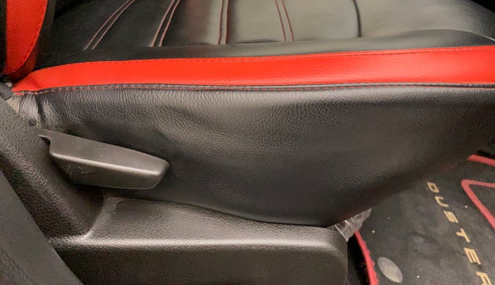 2018 Renault Duster RXS CVT, Petrol, Automatic, 69,110 km, Driver Side Adjustment Panel