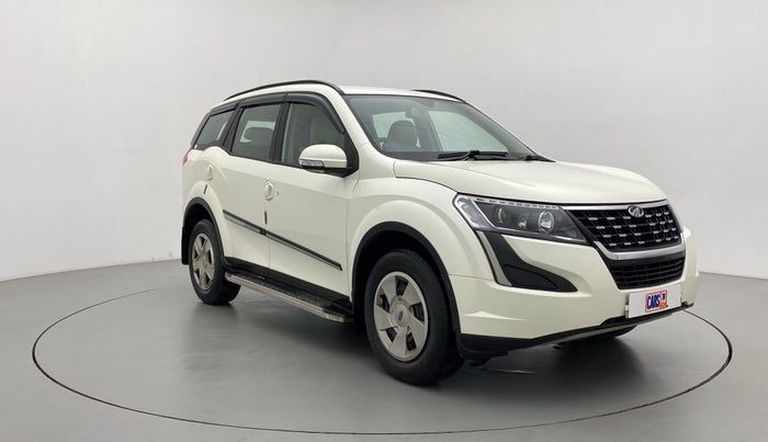 2019 Mahindra XUV500 W7, Diesel, Manual, 22,940 km, Right Front Diagonal