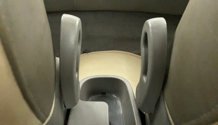 2013 Hyundai i10 MAGNA 1.2 KAPPA2, Petrol, Manual, 71,887 km, Driver Side Adjustment Panel