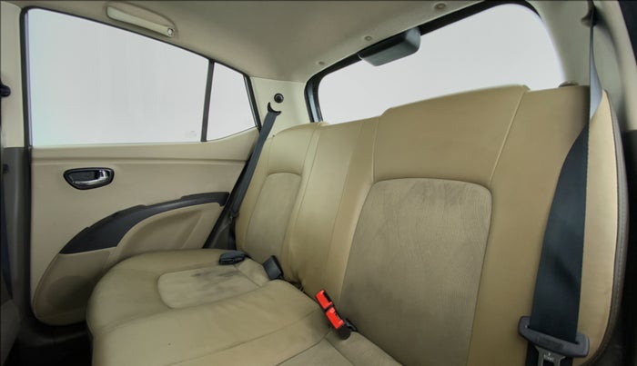 2013 Hyundai i10 MAGNA 1.2 KAPPA2, Petrol, Manual, 71,887 km, Right Side Rear Door Cabin